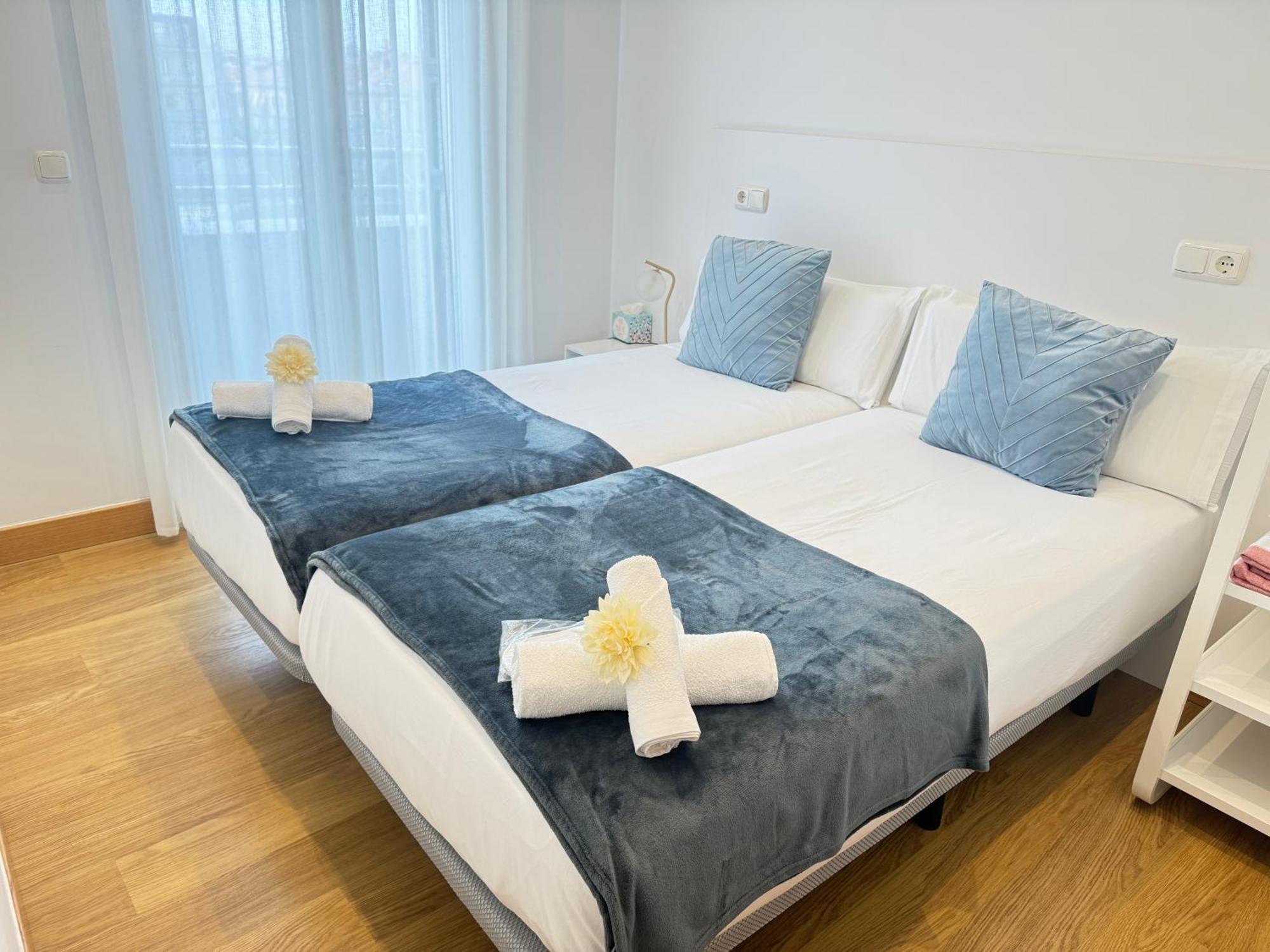 Ferienwohnung Mikain Terrace Cathedral View With Free Parking & Air Cond San Sebastián Exterior foto